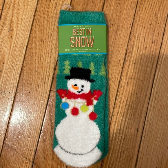 Bath & Body Works Shea Infused Lounge Socks - Picture 1 of 4